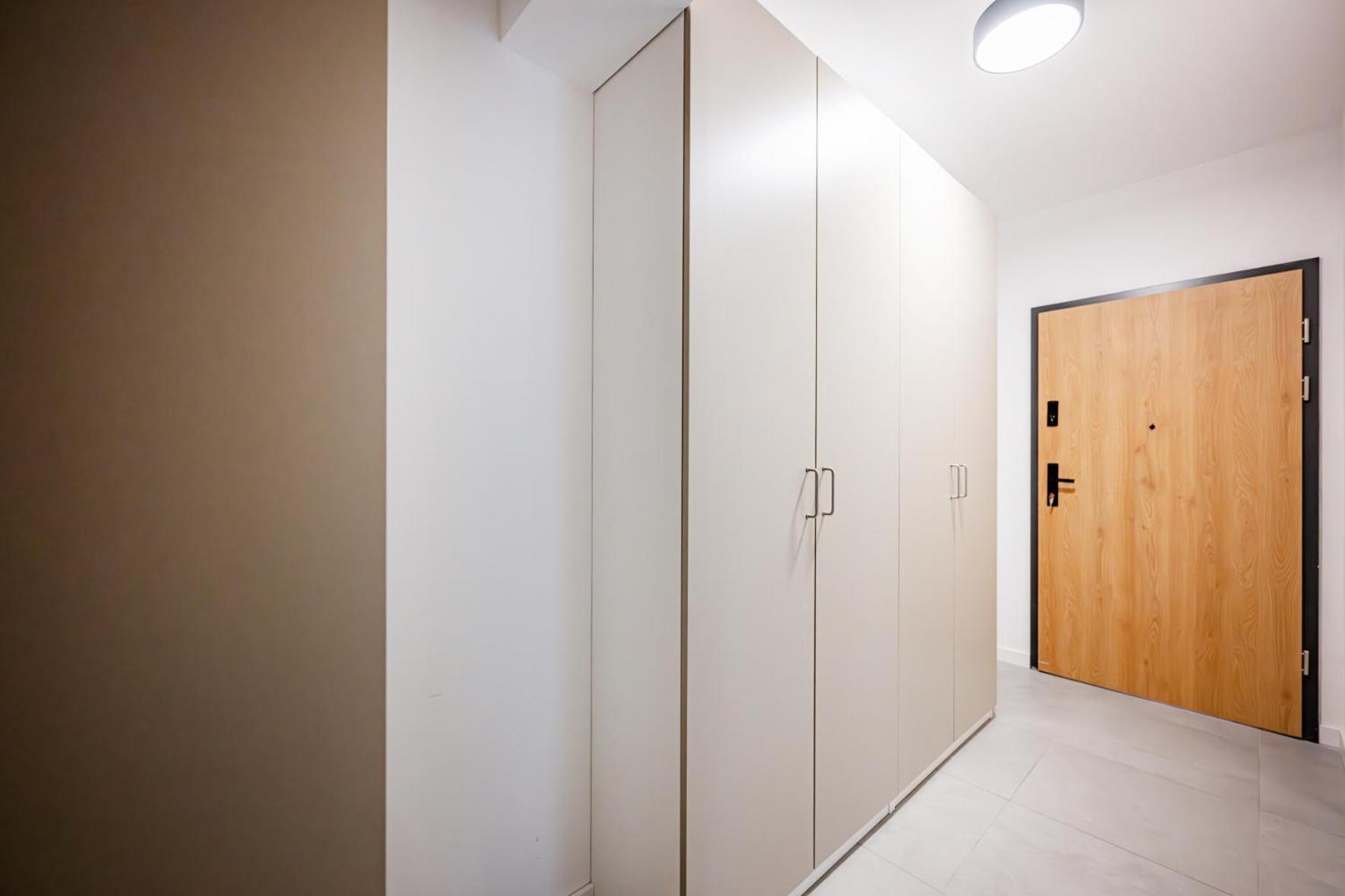 Legnicka Residence 65 Wroclaw Exterior photo